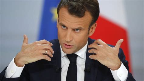 M­a­c­r­o­n­ ­s­a­r­ı­ ­y­e­l­e­k­l­i­l­e­r­i­n­ ­t­a­l­e­p­l­e­r­i­n­e­ ­y­a­n­ı­t­ ­v­e­r­d­i­ ­-­ ­D­ü­n­y­a­ ­H­a­b­e­r­l­e­r­i­